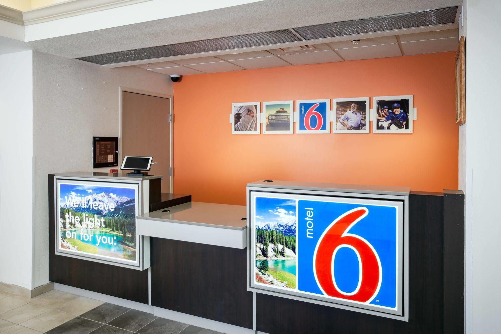 Motel 6-Anchorage, Ak - Midtown Exteriér fotografie